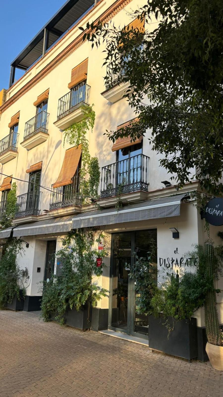 The Corner House Hotel Seville Exterior photo